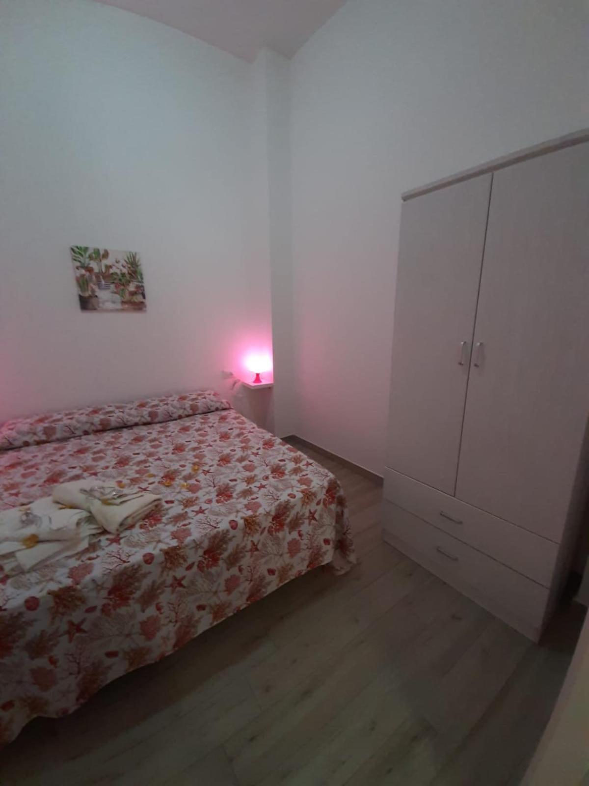 Appartamento Mozzafiato In Pieno Centro 카스텔라마레델골포 외부 사진